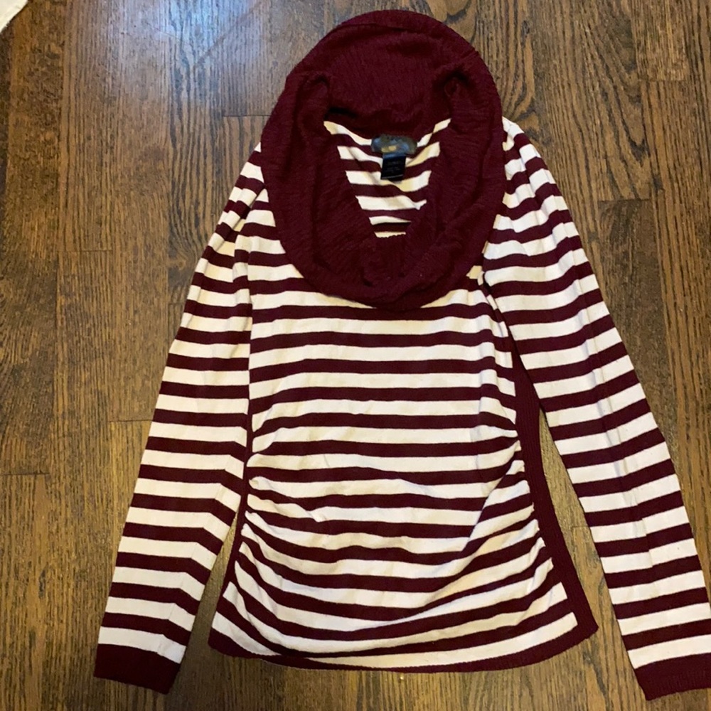 Women’s Long Sleeve Lightweight Sweater